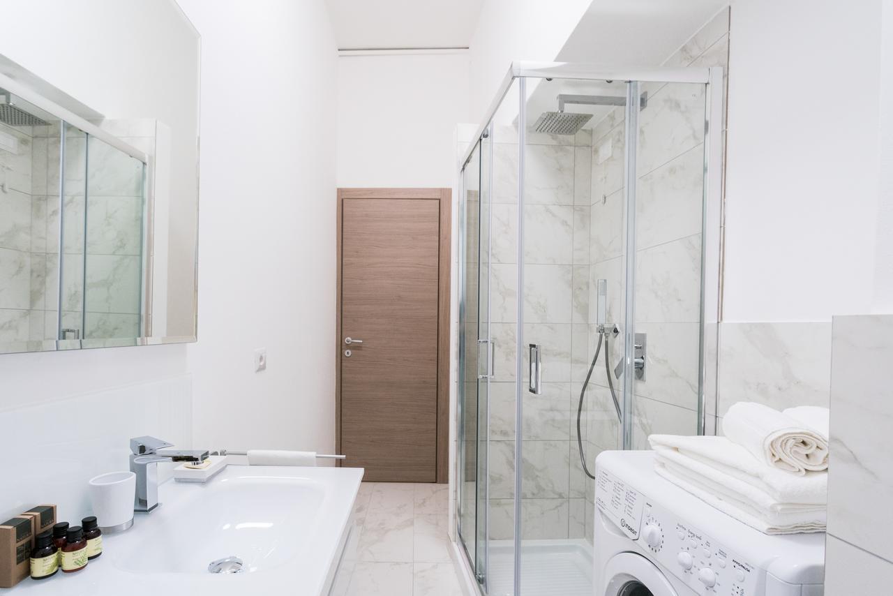 Central & Modern Apartment By Rent All Como Luaran gambar