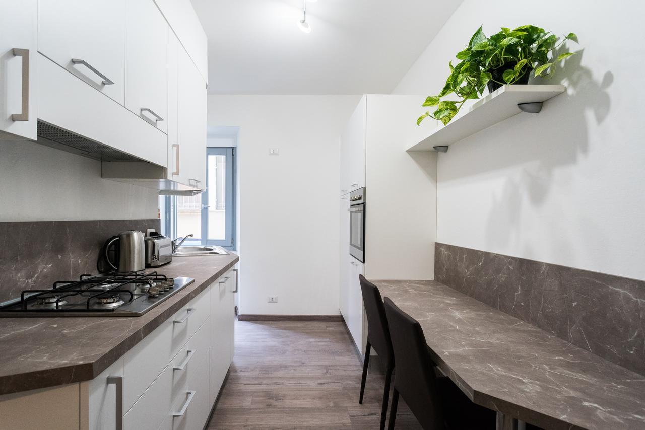 Central & Modern Apartment By Rent All Como Luaran gambar