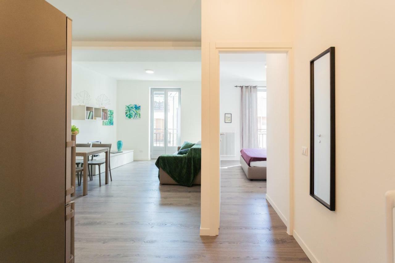Central & Modern Apartment By Rent All Como Luaran gambar