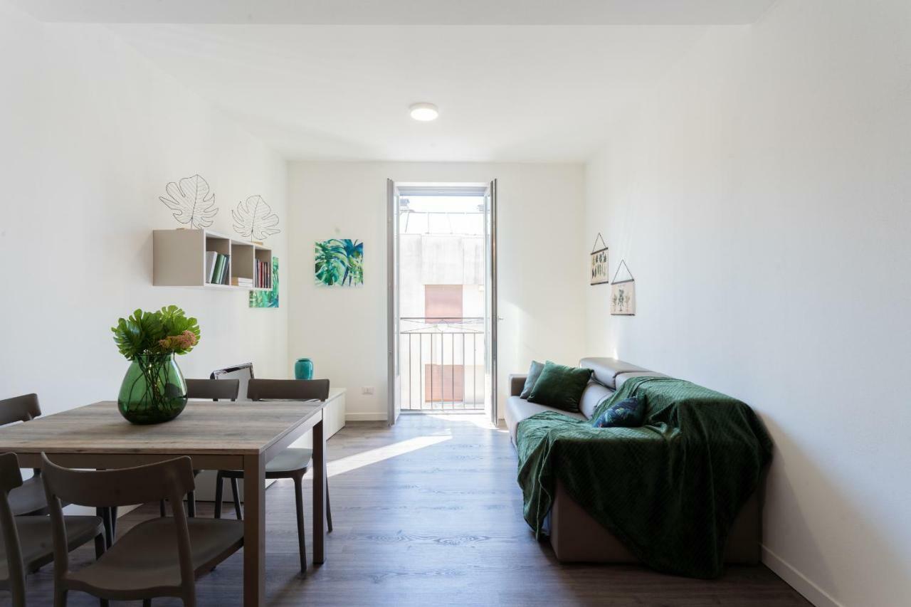 Central & Modern Apartment By Rent All Como Luaran gambar
